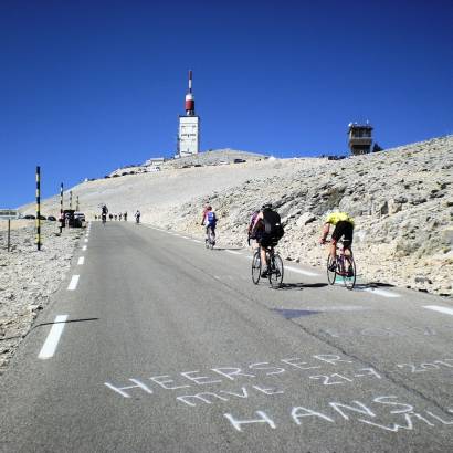 Cyclisme : Ascension du Mont-Ventoux depuis Sault