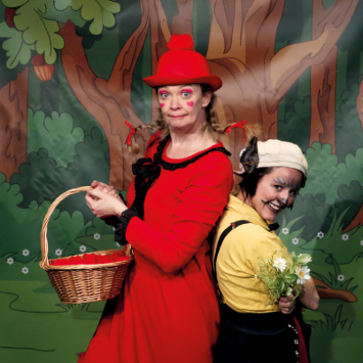 Jeune public : Le grand chaperon rouge et le petit loup Jeune public : Le grand chaperon rouge et le petit loup