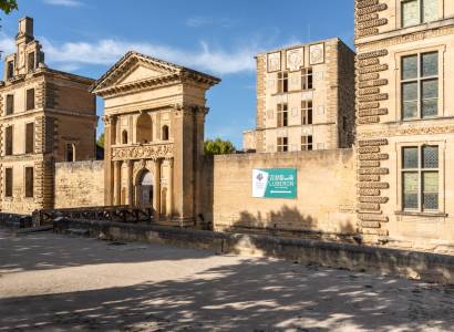 Château de La Tour d'Aigues