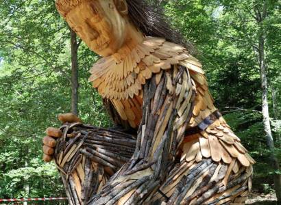 V06 Sentiers de Découverte Jean-Henri Fabre, sur la piste des Géants