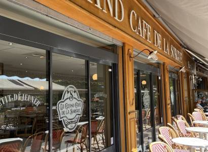 Le Grand Café de la Sorgue