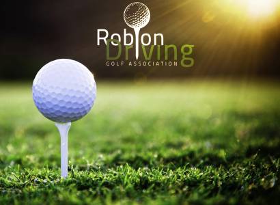 Robion driving Golf