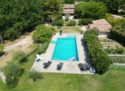 La Fontaine Provençale : gîte le figuier