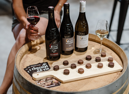 Reise ins Land des Kakaos und des Bio-Weins AOC Vacqueyras – Weingut Chant des Loups