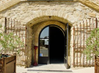 Dégustation de vins à la Vinothèque de Châteauneuf-du-Pape