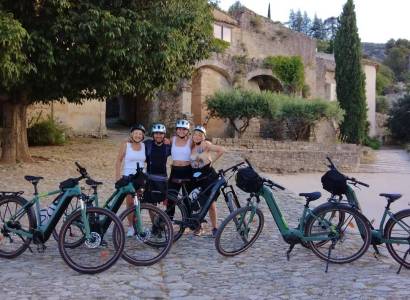 Randonnées accompagnées à vélo électrique avec Vélo-en-provence