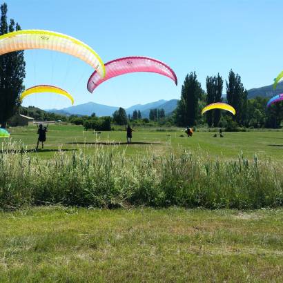 Stages et vols biplace en parapente - École de Parapente