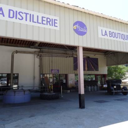 Les Agnels, Lavendeldestileerderij in de Provence