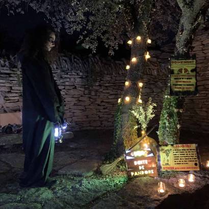 Oppède-le-Vieux un soir d'Halloween - avec Destination Luberon